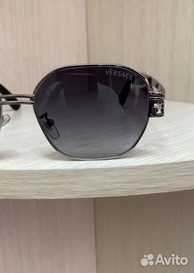 Винтажные очки versace