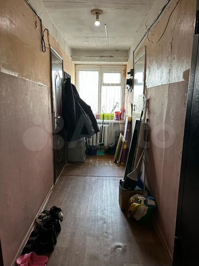 Комната 14 м² в 5-к., 5/5 эт.