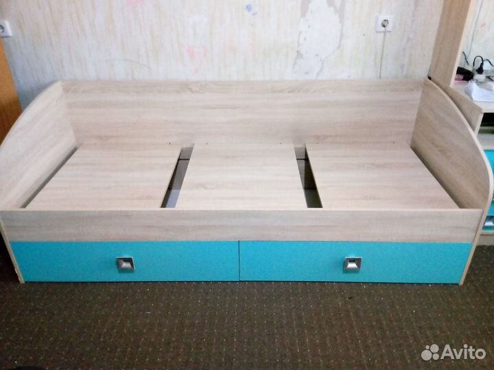 Кровать подростковая с ящиками