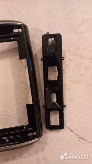 Рамка магнитолы Nissan Terrano