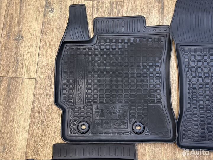 Коврики резиновые для Toyota Corolla