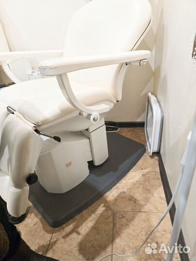 Педикюрное кресло 3 электромотора, пр-во Германия