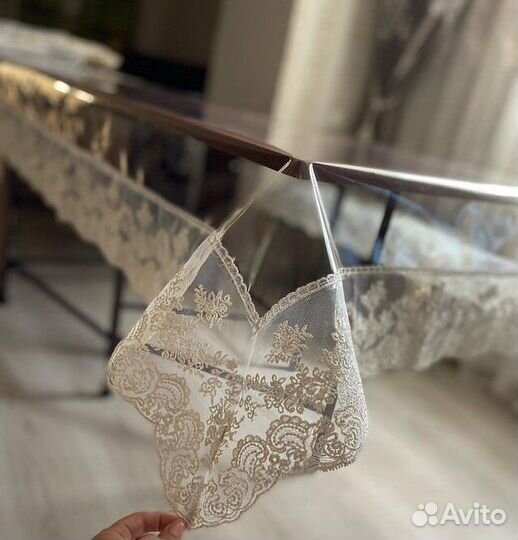 Силиконовая скатерть с кружевом