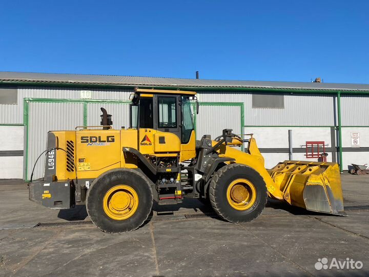 Фронтальный погрузчик SDLG (LGCE) LG946L, 2015