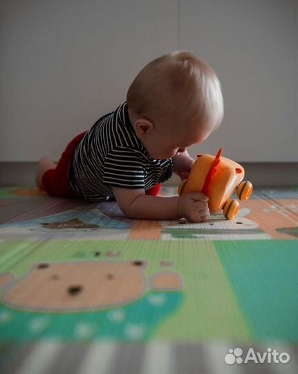 Детский коврик для ползания новый (заводской брак)