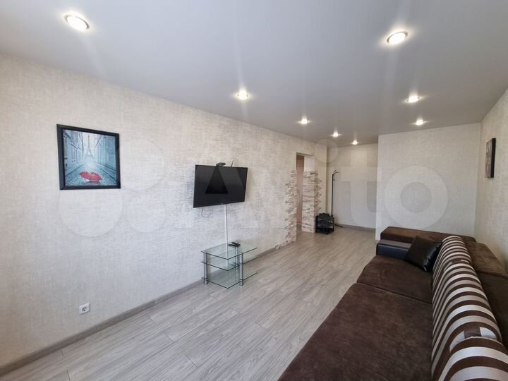 2-к. квартира, 58 м², 14/16 эт.