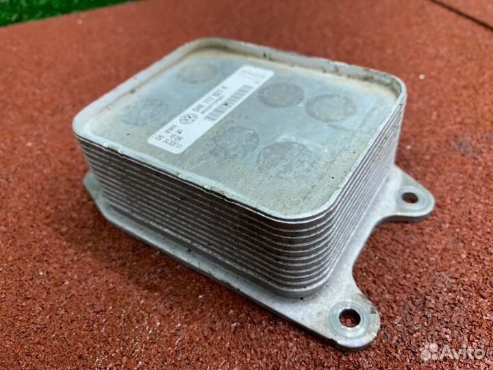 Радиатор масляный Volkswagen Polo 6 MK6 2020- cwvb