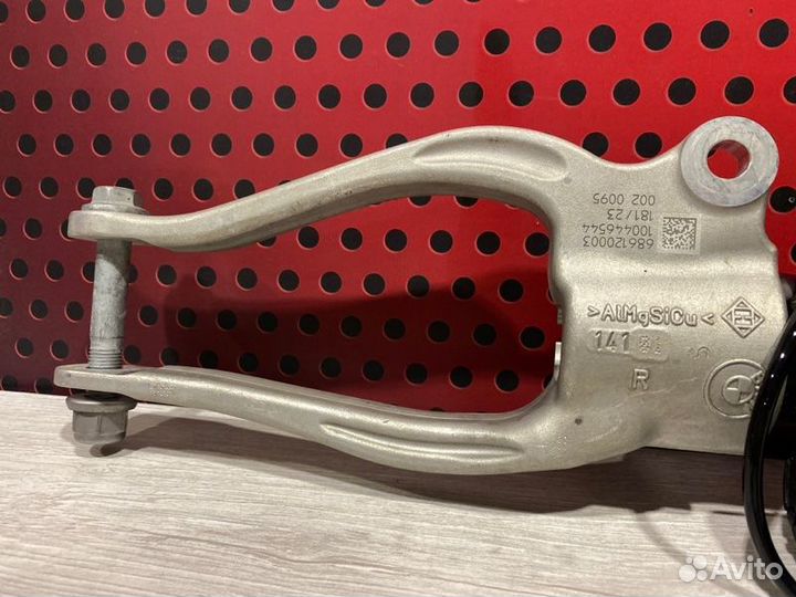 Амортизатор передний правый Bmw 5 G31 B48B20A 2023