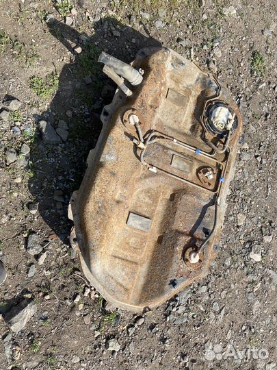 Топливный бак Lancer Cedia 2WD