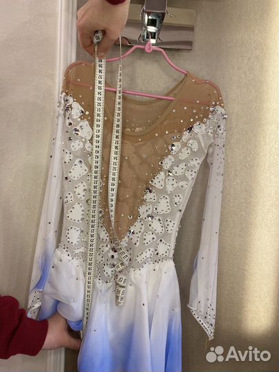 Костюм для фигурного катания 140