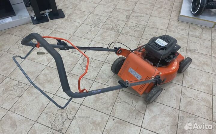 Газонокосилка Husqvarna R 147s