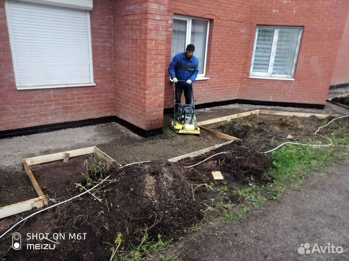 От фундамента до кровли