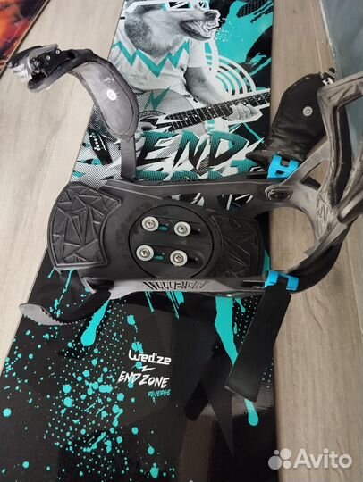 Сноуборд с креплениями