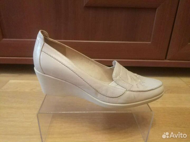 Туфли женские 37 размер новое кожа