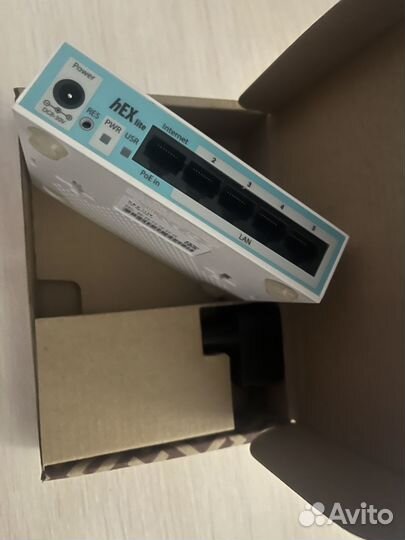 Маршрутизатор Mikrotik hEX lite