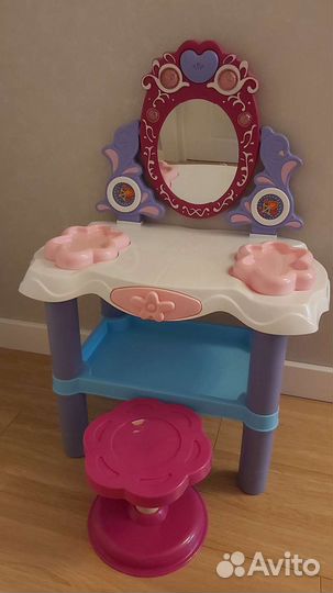 Детский игровой туалетный столик