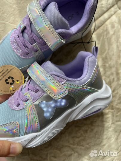 Кроссовки для девочки 29