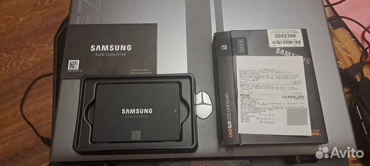 Накопитель Samsung 870 EVO MZ-77E500BW