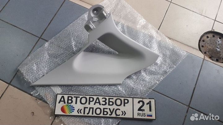 Обшивка стойки кузова задняя правая