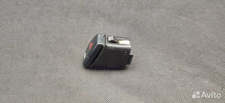 Кнопка аварийной сигнализации Bmw 645Ci E63 N62