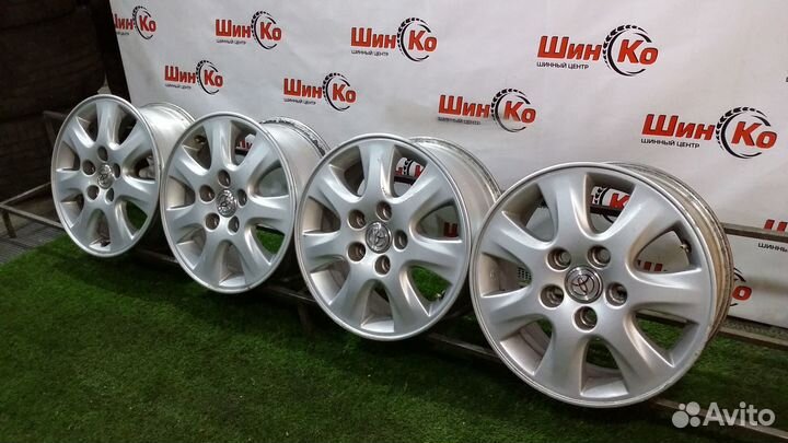 2820) К-кт дисков ориг литых R15 toyota 5х114,3