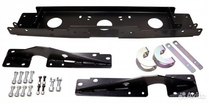 Площадка лебедки в штатный бампер Нива 2121