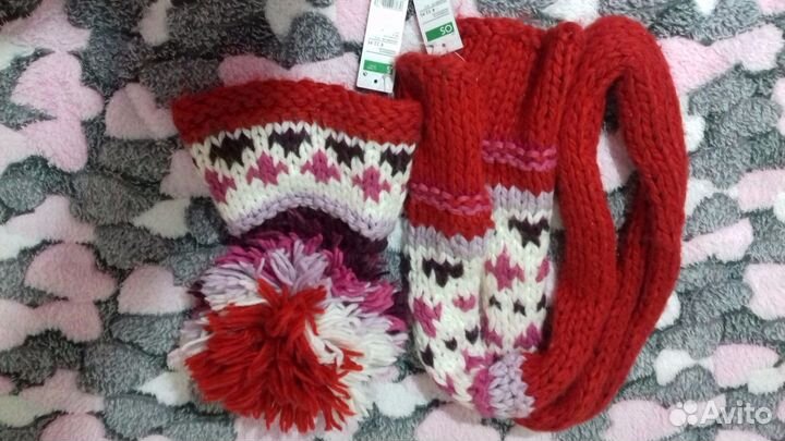 Бенетон шапка и шарфик