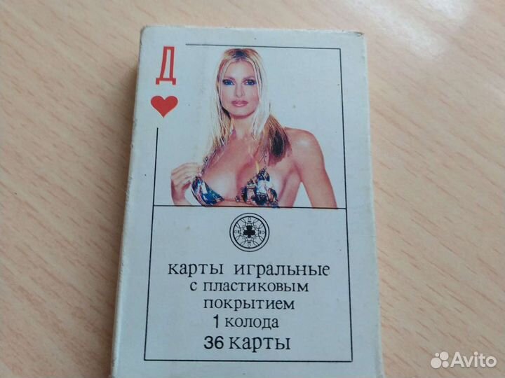 Карты игральные с девушками