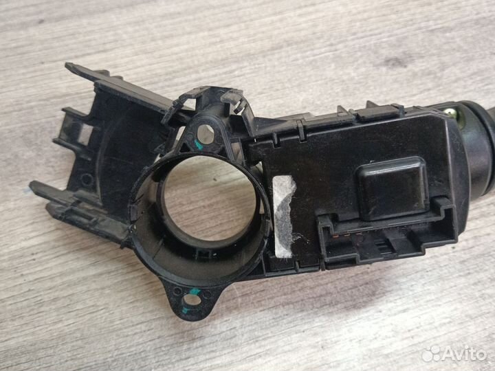 Переключатель поворотов подрулевой Hyundai Solaris