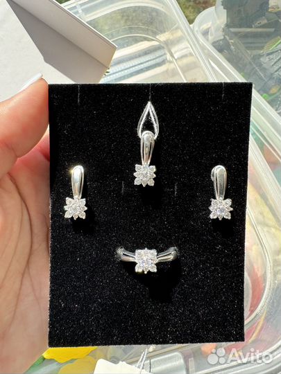 Серебряный новый комплект (набор) кольцо, серьги