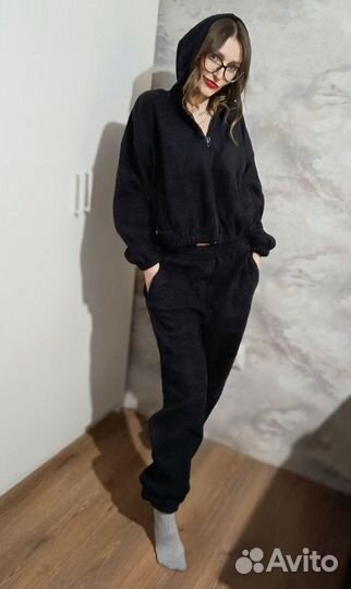 Женский костюм