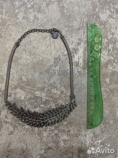 Украшение на шею