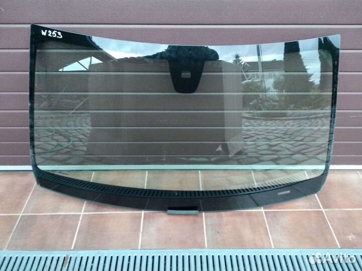 Mersedes GLC X253 Стекло лобовое оригинал