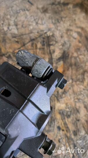 Yamaha fjr1300 задний суппорт