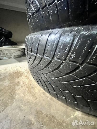 Bridgestone Blizzak LM-005 285/40 R19 110