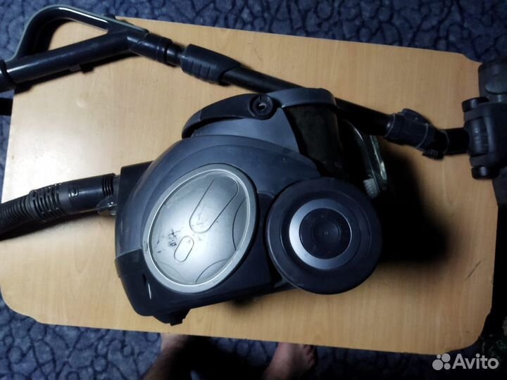 Пылесос LG suction power 360w V - C7B73NT