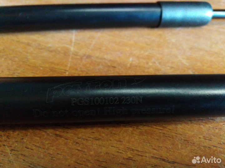 Амортизатор капота LADA Largus 2012 - Н.в