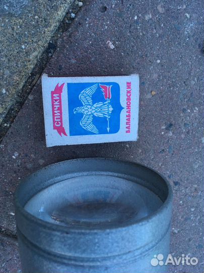 Увеличительное стекло