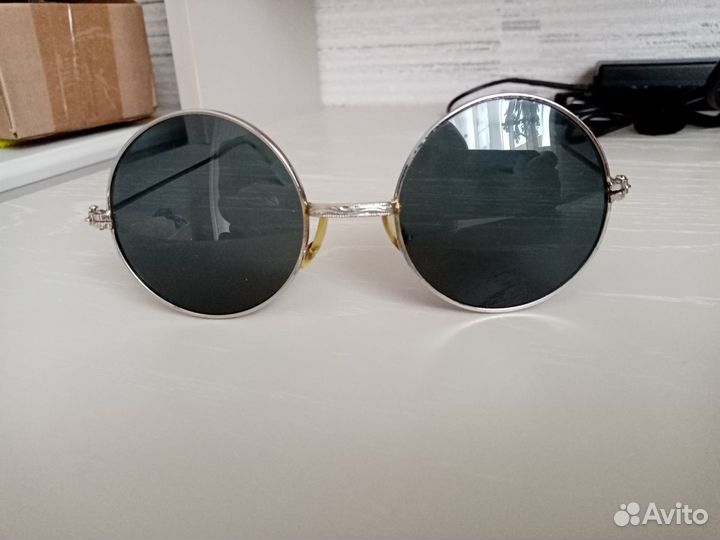 Солнцезащитные очки