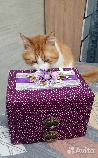 Шкатулка для украшений