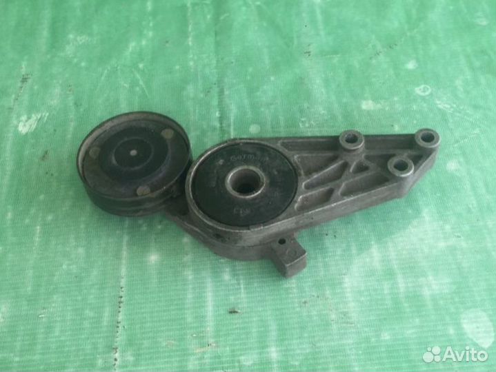 Натяжитель (ролик) Audi Volkswagen