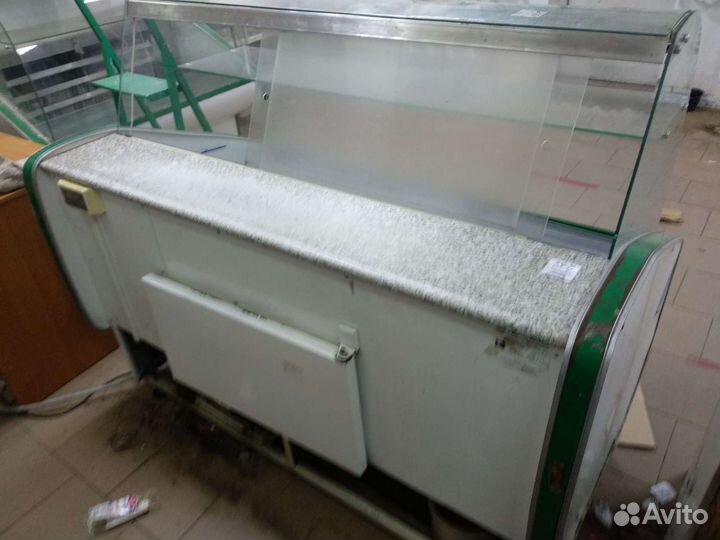 Холодильная витрина бу