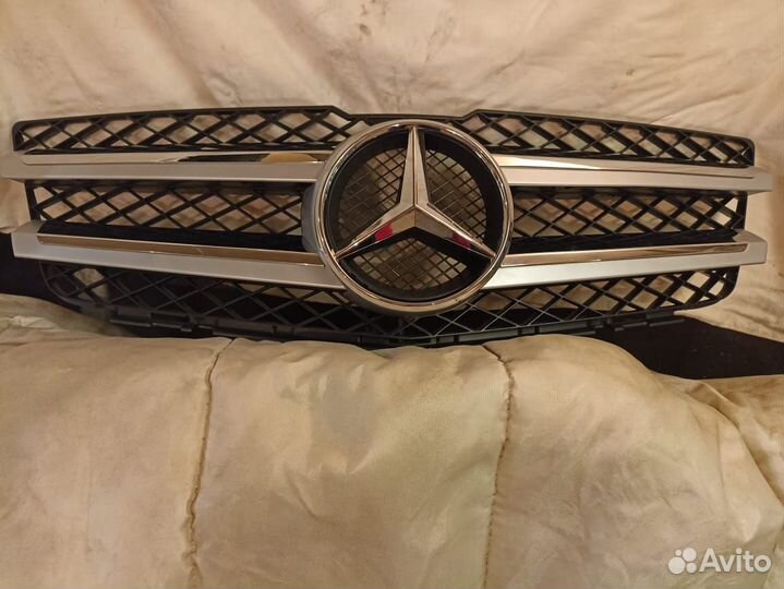Решетка радиатора mersedes glk