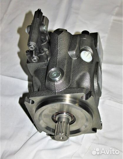 Гидронасос на Кировец К-744