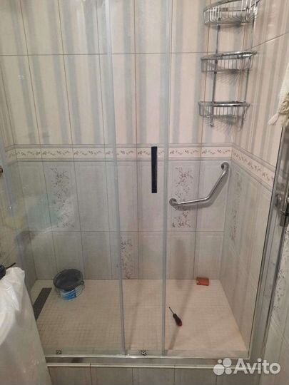 Установка душевых кабин