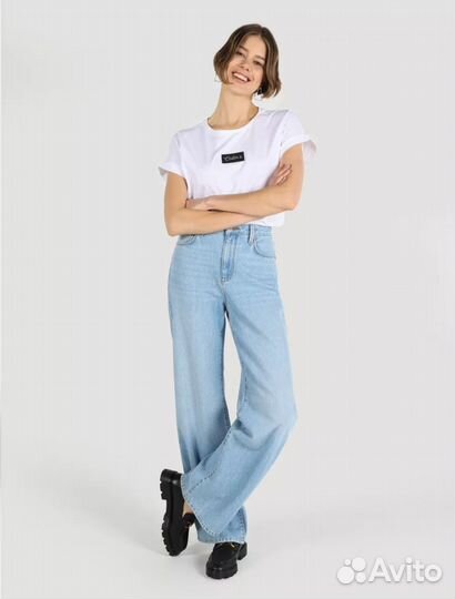 Джинсы широкие Colins