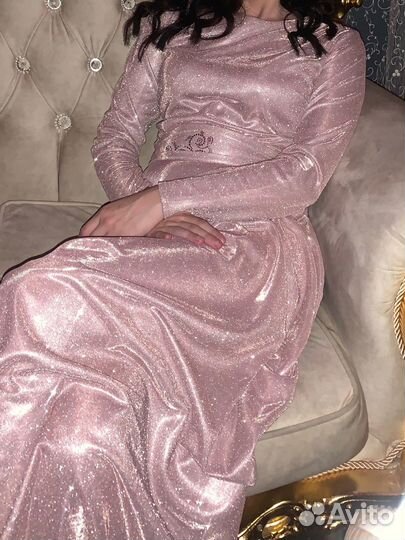 Вечернее платье