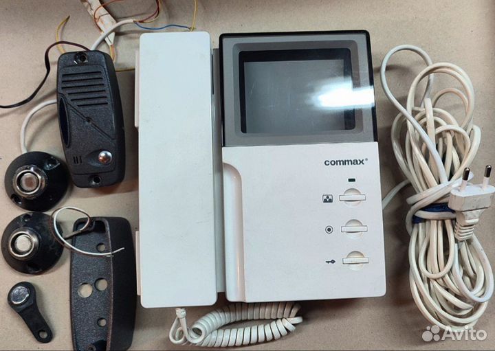 Видеодомофон Commax dpv 4hp + видеопанель