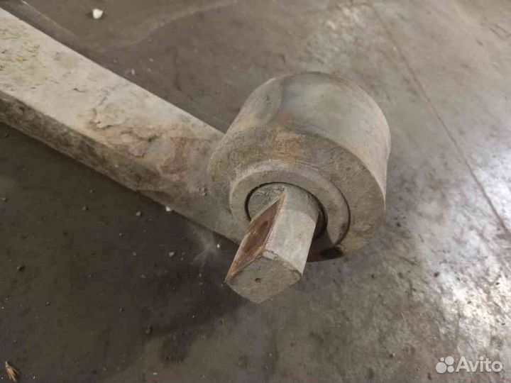 Рессора задняя International 9400 левая 2-лист