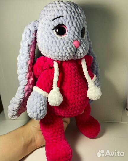 Зaйка вязаная